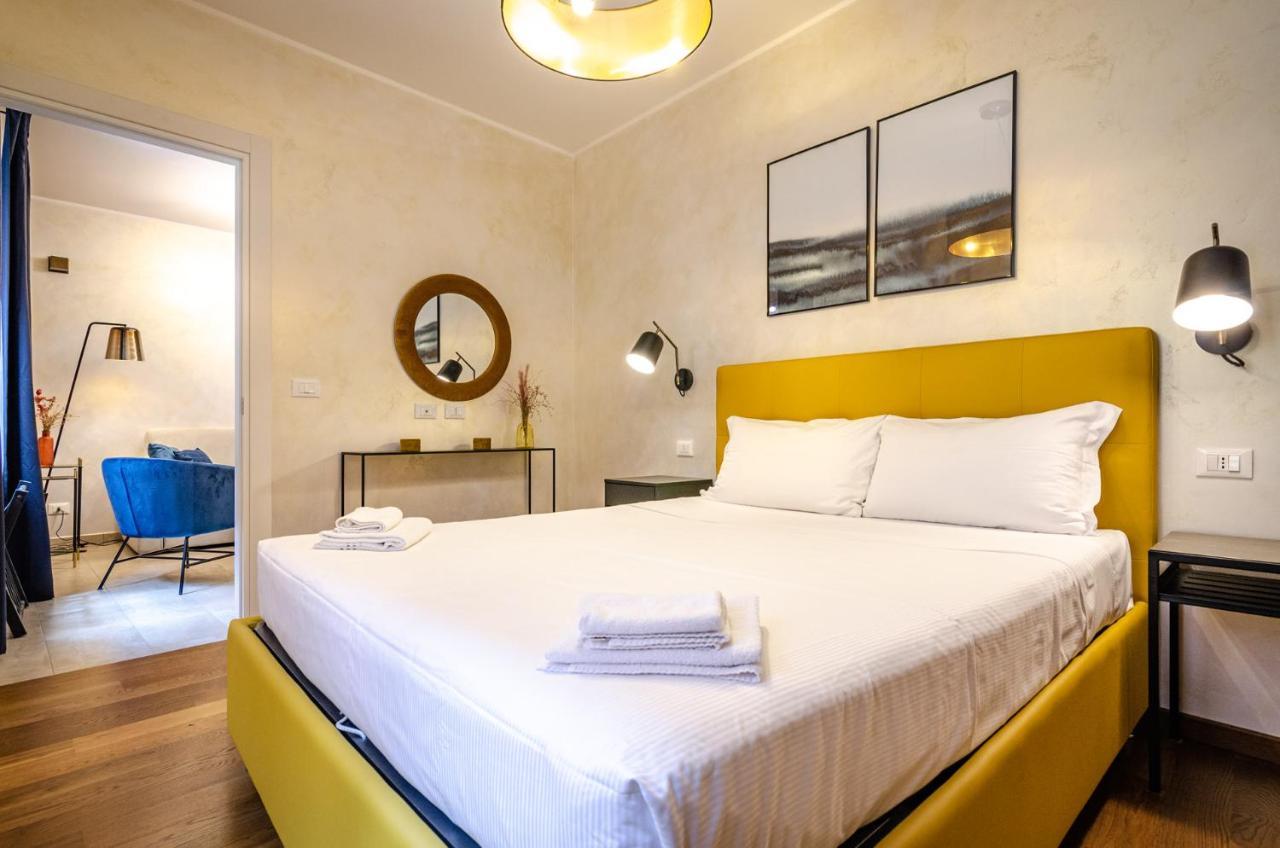 Goito Luxury Apartment, In The Historical Center Bologna Eksteriør billede