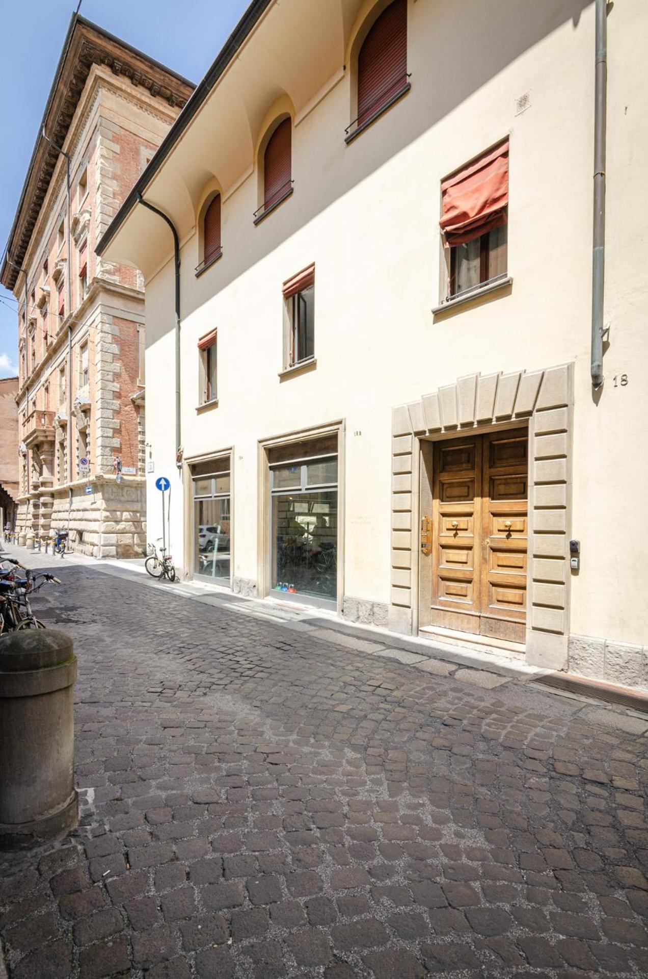 Goito Luxury Apartment, In The Historical Center Bologna Eksteriør billede